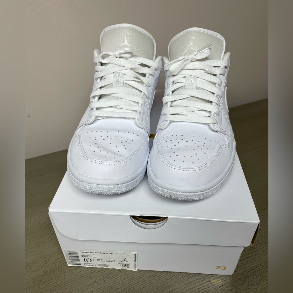 Air Jordan 1 low women’s 10.5 White White White